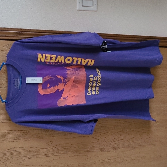 NWT John Carpenter's Halloween Tee - Picture 2 of 11